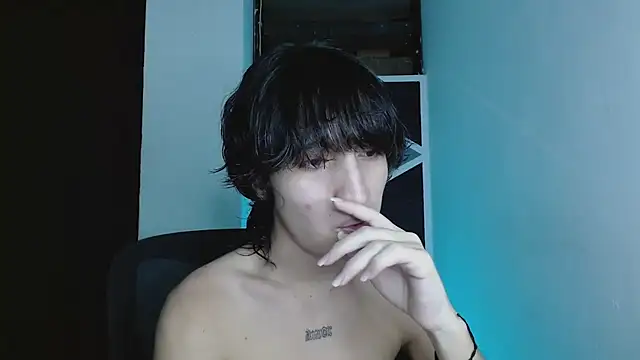 littlextreme online show from May 2026 03:03:02 AM