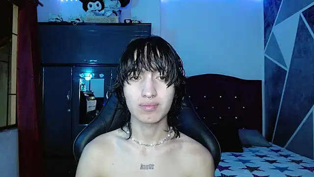 littlextreme online show from July 2026 02:41:01 AM