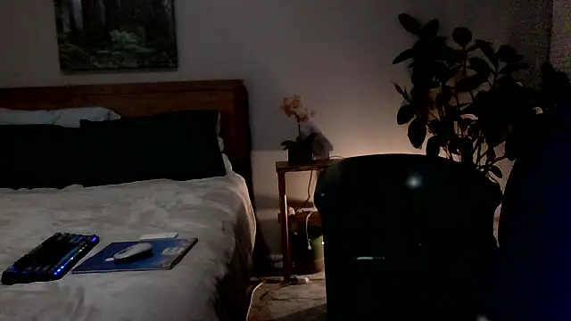 StrongMuscularAndHuge online show from April 2026 08:59:01 AM