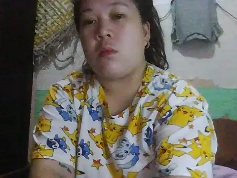 Snapshot of hotsexylyn chatting on October 2025 07:16:01 AM hotsexylyn online show from October 2025 07:16:01 AM