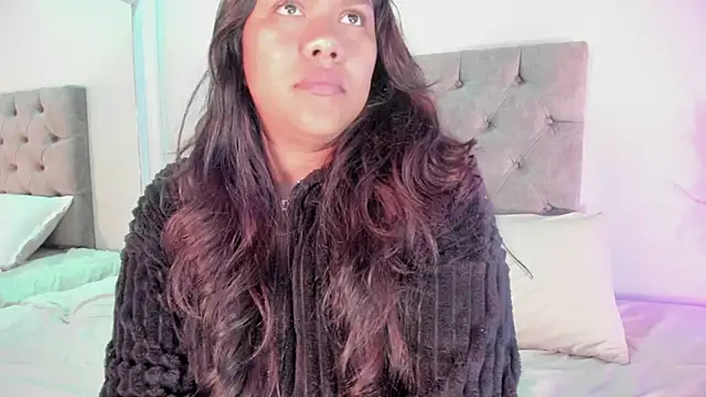 Snapshot of ale_cam chatting on February 2026 10:52:02 AM ale cam online show from February 2026 10:52:02 AM