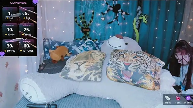 Snapshot of XNuka_Flower_LoverX chatting on February 2025 03:53:02 PM XNuka Flower LoverX online show from February 2025 03:53:02 PM