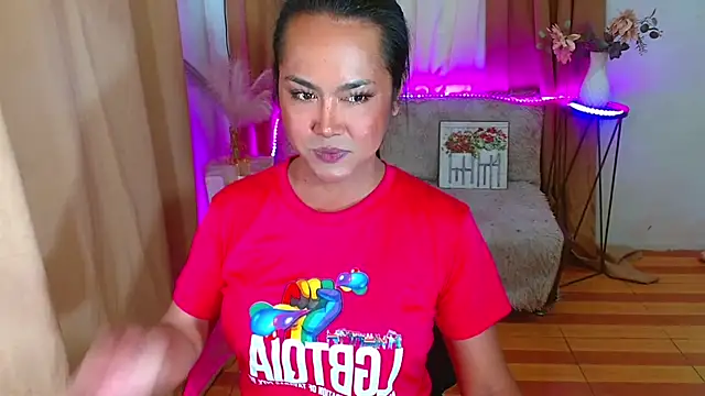 negrashemalexxx online show from September 2025 01:01:01 PM