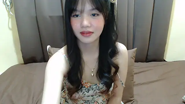 Snapshot of x_brittany_x chatting on June 2026 08:24:01 PM x brittany x online show from June 2026 08:24:01 PM