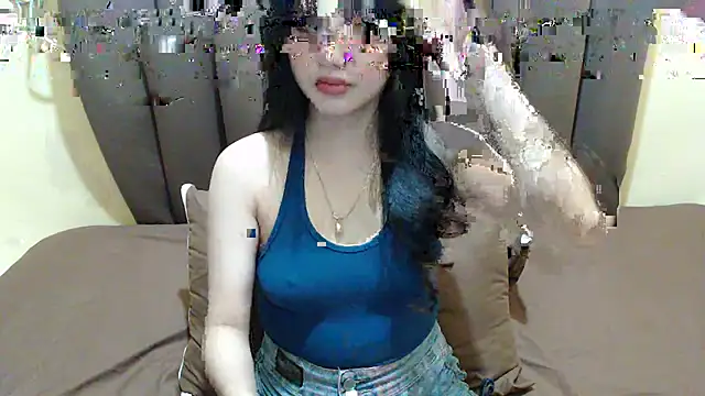 Snapshot of x_brittany_x chatting on June 2026 08:35:01 PM x brittany x online show from June 2026 08:35:01 PM