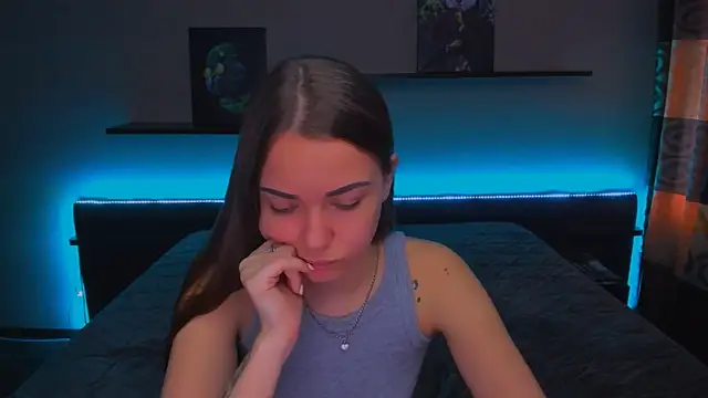 AlexaBarkley online show from February 2025 03:20:01 AM