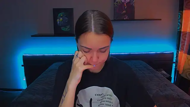 AlexaBarkley online show from March 2025 03:22:01 AM