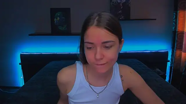 AlexaBarkley online show from March 2025 06:16:02 AM