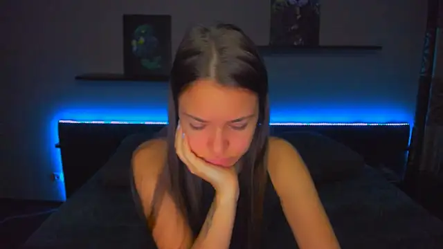 AlexaBarkley online show from October 2025 12:22:01 AM