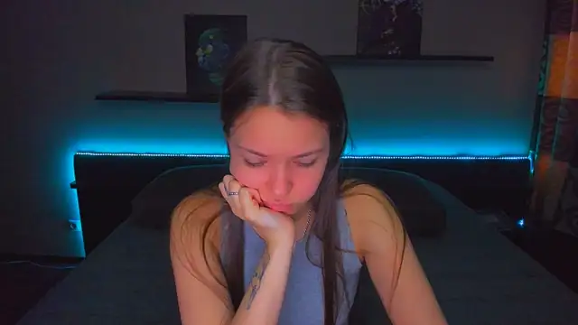 AlexaBarkley online show from April 2026 12:43:02 AM