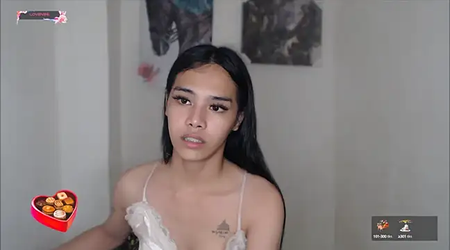 Snapshot of shecutie69 chatting on December 2024 10:00:01 PM shecutie69 online show from December 2024 10:00:01 PM