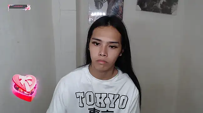 Snapshot of shecutie69 chatting on January 2025 04:44:01 AM shecutie69 online show from January 2025 04:44:01 AM