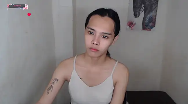 Snapshot of shecutie69 chatting on February 2025 06:17:02 AM shecutie69 online show from February 2025 06:17:02 AM