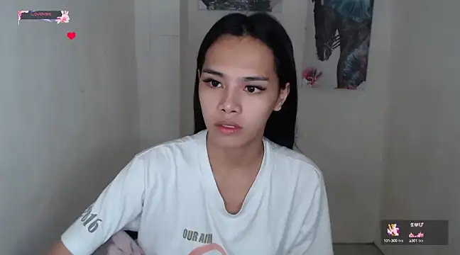 Snapshot of shecutie69 chatting on March 2025 11:16:02 PM shecutie69 online show from March 2025 11:16:02 PM