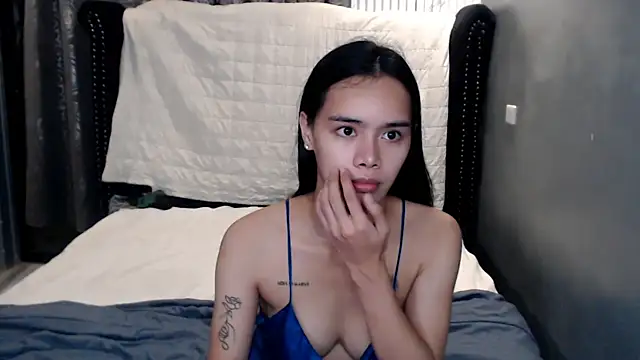 Snapshot of shecutie69 chatting on November 2025 08:19:02 PM shecutie69 online show from November 2025 08:19:02 PM