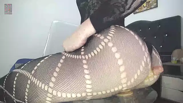 Snapshot of Emmy_sanderss chatting on May 2026 07:54:02 PM Emmy sanderss online show from May 2026 07:54:02 PM