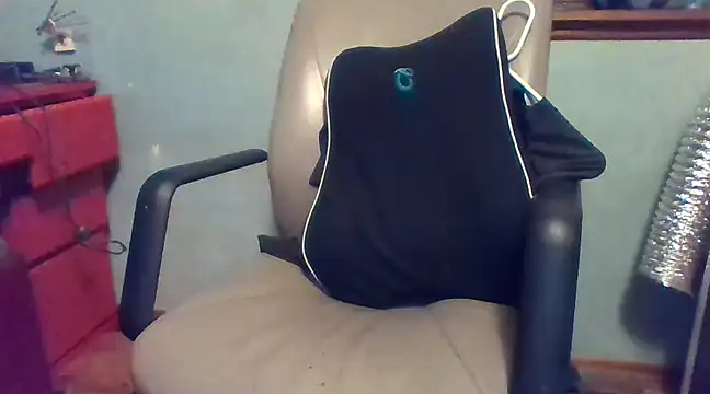 peaches playz online show from February 2025 09:37:01 PM