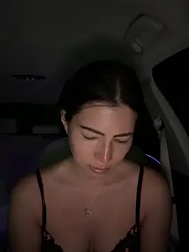 clairewntr online show from April 2026 08:22:01 PM