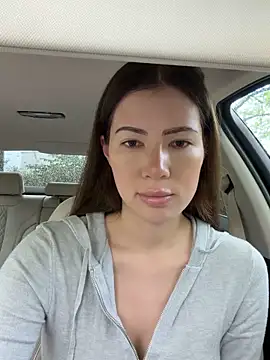 clairewntr online show from May 2026 09:28:02 AM