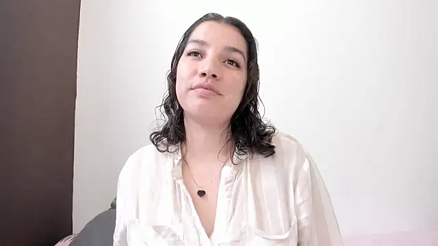 carmesix online show from April 2026 04:14:01 PM