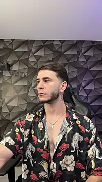 Snapshot of Latino_stud4u chatting on November 2025 01:06:01 AM Latino stud4u online show from November 2025 01:06:01 AM