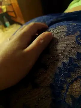 LovlyAnnie online show from December 2025 05:12:02 AM