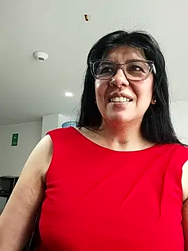 aisha latina online show from July 2026 02:24:01 PM