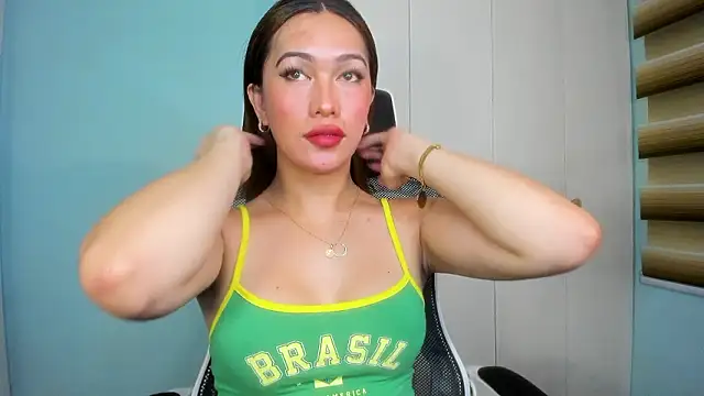 Snapshot of Jasmine_Elcock chatting on December 2024 10:45:02 AM Jasmine Elcock online show from December 2024 10:45:02 AM