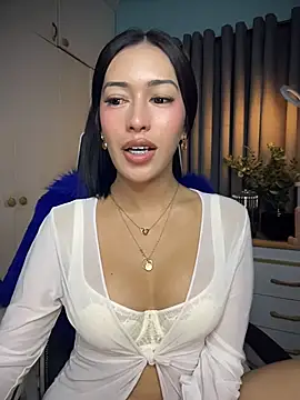 Snapshot of Jasmine_Elcock chatting on May 2026 12:18:01 AM Jasmine Elcock online show from May 2026 12:18:01 AM