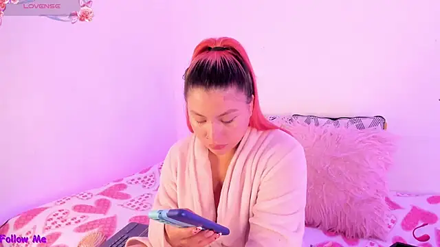 SophieRossi online show from October 2025 01:42:02 PM