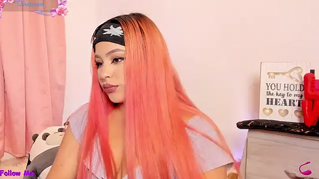 SophieRossi online show from February 2026 04:08:01 AM