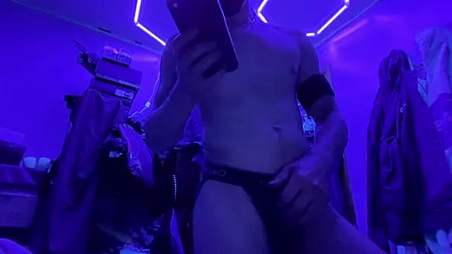 Cloudd Kingg Iceyyy online show from July 2026 01:12:01 AM