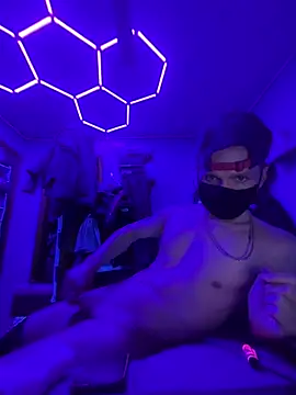Cloudd Kingg Iceyyy online show from August 2026 01:51:01 AM