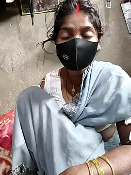 Snapshot of Arti032 chatting on January 2026 10:48:01 PM Arti032 online show from January 2026 10:48:01 PM