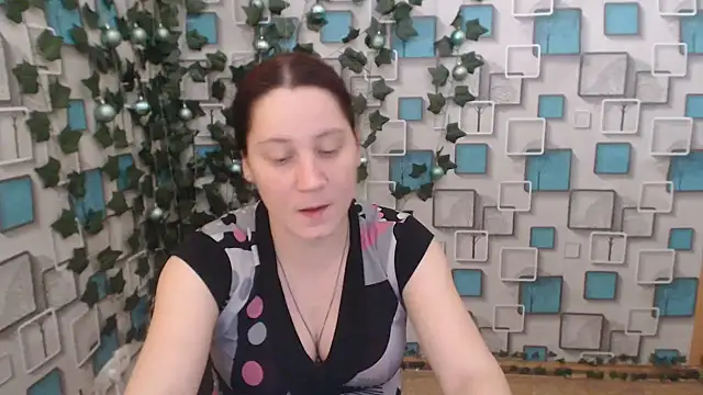 JosieJun  online show from January 2025 11:39:02 PM