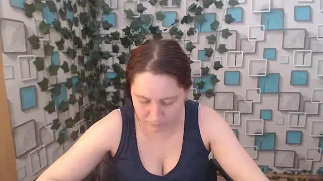 JosieJun  online show from March 2025 07:59:02 PM