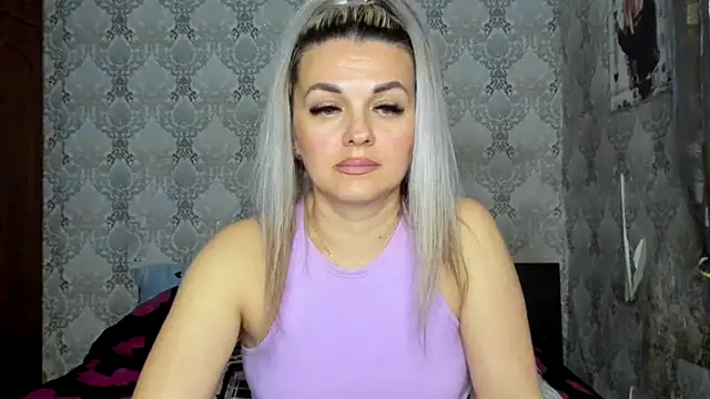 Snapshot of NicoletMoore chatting on March 2025 11:27:02 PM NicoletMoore online show from March 2025 11:27:02 PM