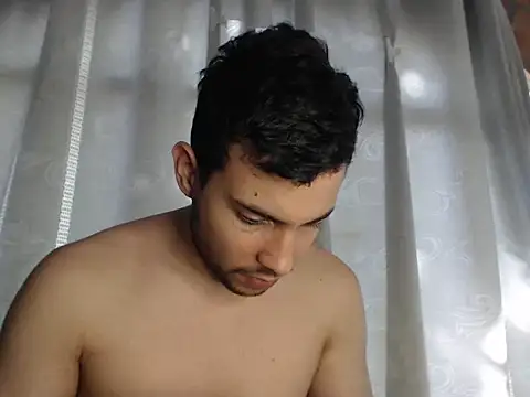 Armando 2002 online show from January 2025 08:02:01 PM