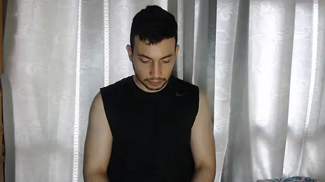 Armando 2002 online show from February 2025 03:49:02 PM