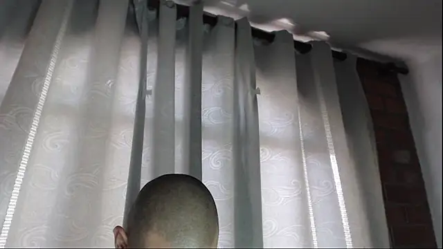 Armando 2002 online show from September 2025 04:32:01 PM