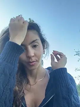 Snapshot of RouseColins chatting on January 2025 10:32:02 PM RouseColins online show from January 2025 10:32:02 PM