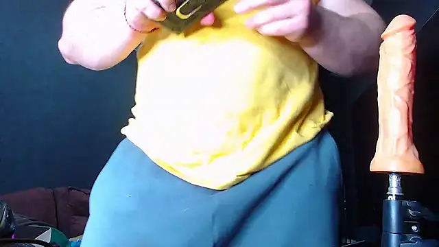 Snapshot of muscularjohnforuX chatting on February 2025 06:31:01 PM muscularjohnforuX online show from February 2025 06:31:01 PM