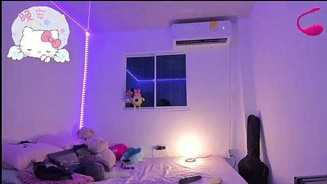 MollyG18 online show from January 2025 07:07:02 AM