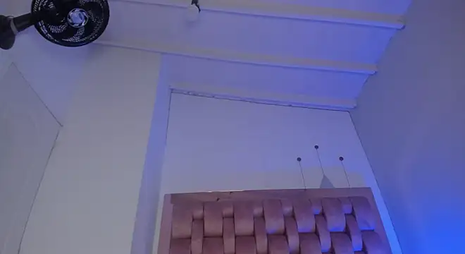 Snapshot of swt-booty chatting on December 2024 05:59:02 PM swt-booty online show from December 2024 05:59:02 PM