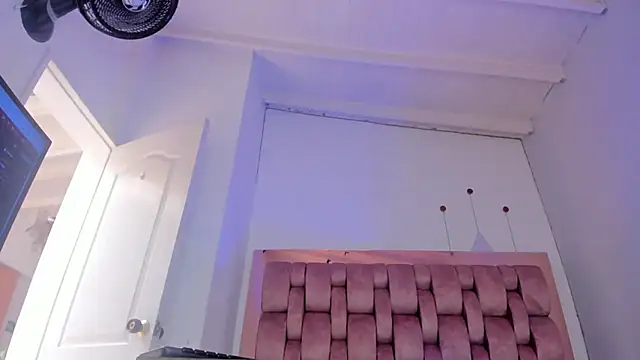 Snapshot of swt-booty chatting on March 2025 06:21:02 PM swt-booty online show from March 2025 06:21:02 PM