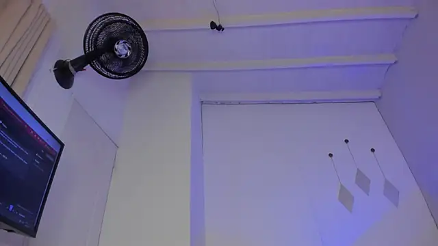 Snapshot of swt-booty chatting on September 2025 05:56:01 PM swt-booty online show from September 2025 05:56:01 PM