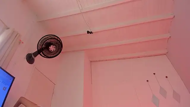 Snapshot of swt-booty chatting on October 2025 05:33:02 PM swt-booty online show from October 2025 05:33:02 PM