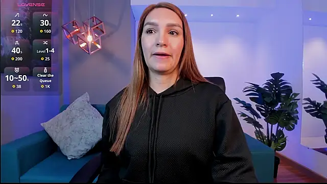 miataylorr1 online show from February 2026 12:20:01 PM