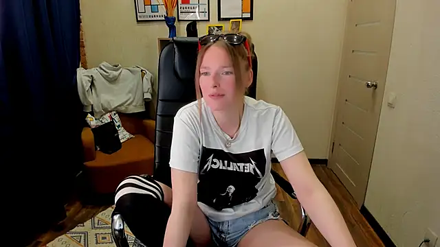  fiona Love online show from May 2026 08:13:02 PM