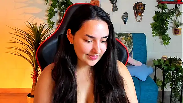 Snapshot of CeceliaJohnson chatting on January 2025 08:11:02 AM CeceliaJohnson online show from January 2025 08:11:02 AM